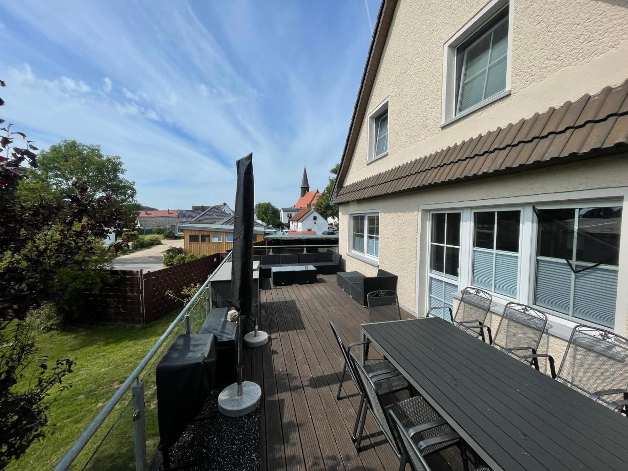 Ruegenferienhaus - Schaprode Hafen Экстерьер фото
